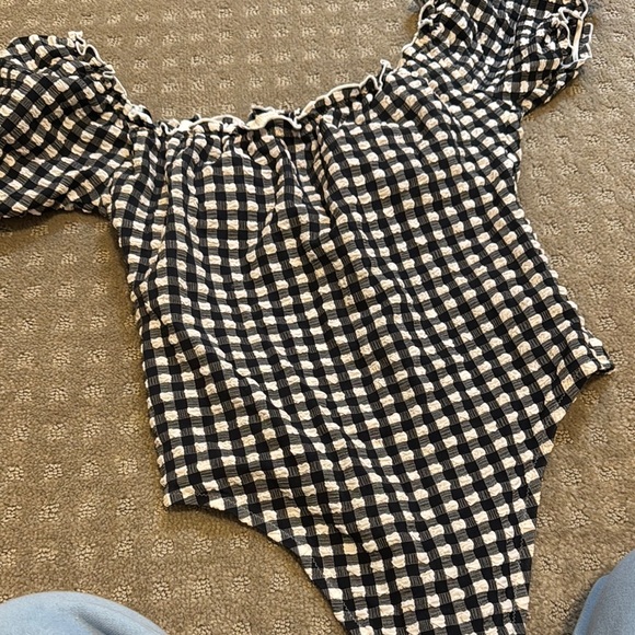 Black and White Gingham swimsuit - Picture 4 of 4